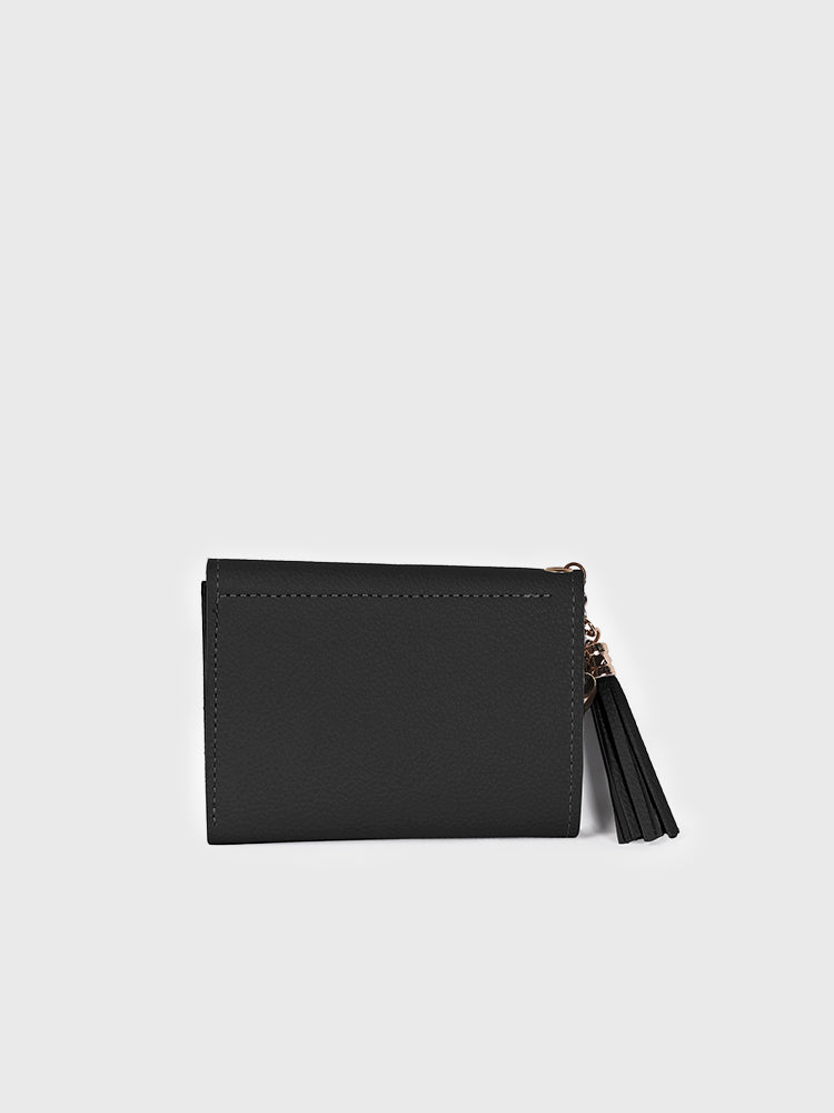 cuddly-wristler-wallet
